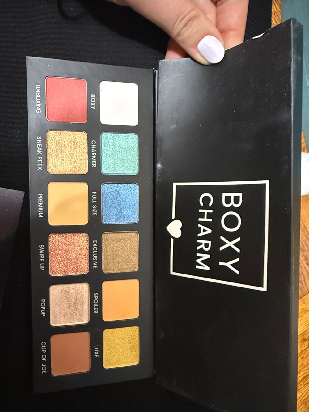 Women Eyeshadow Palette - Multi-Color Assortment